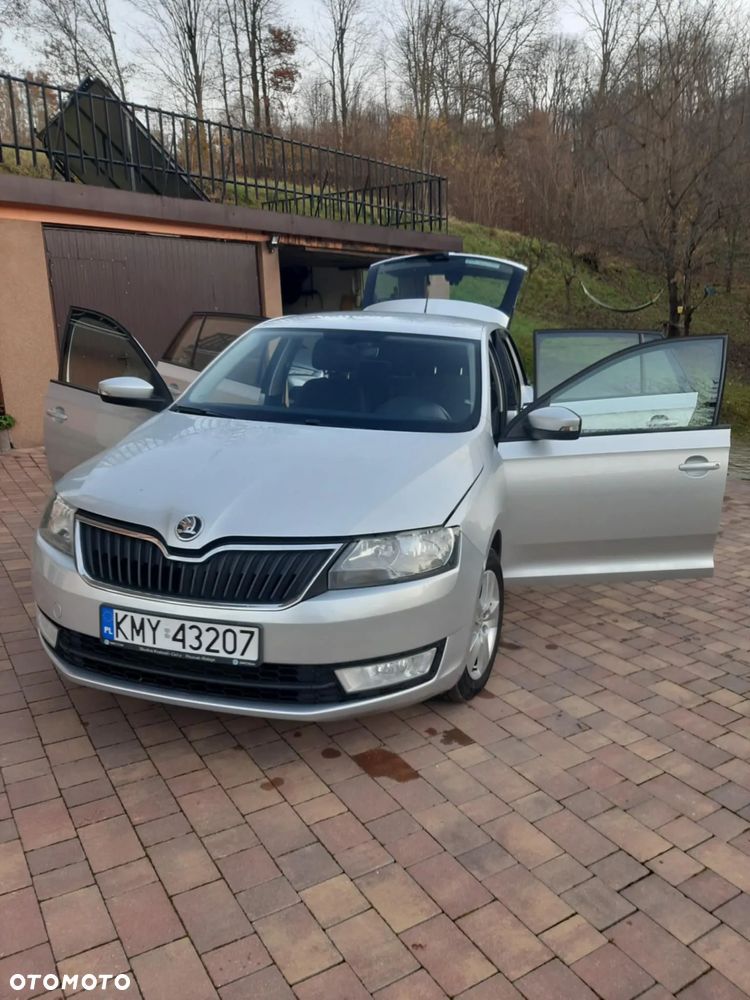 Skoda RAPID 1.6 TDI DPF Style - 5