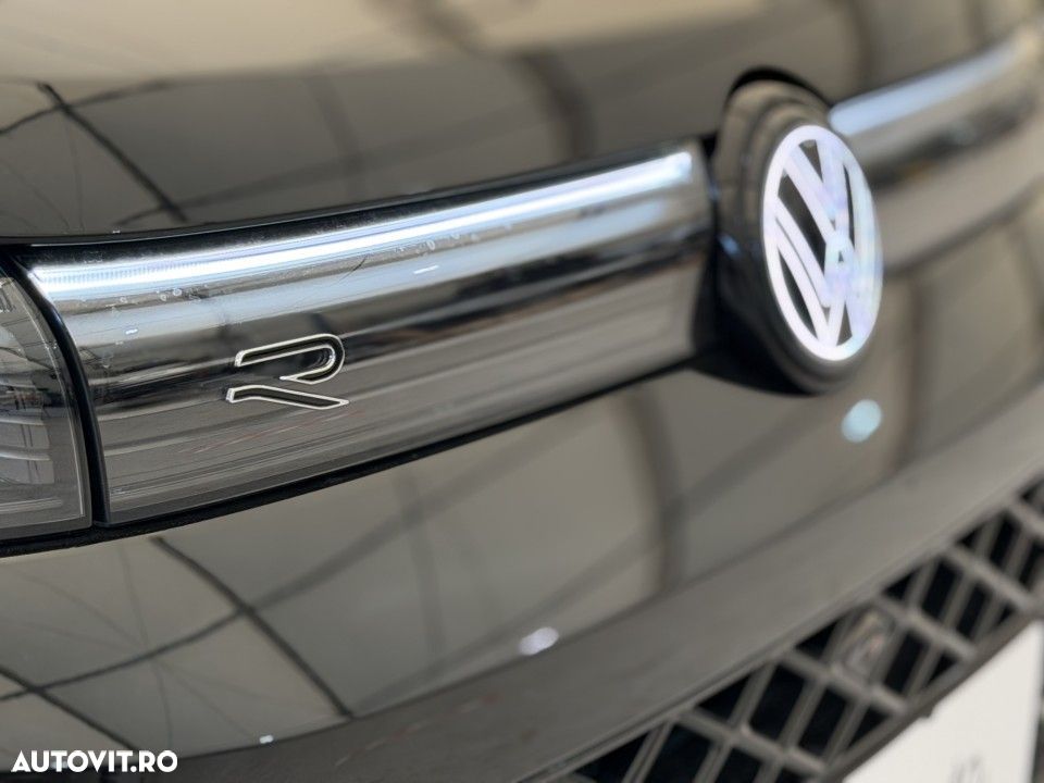 Volkswagen Tiguan - 11