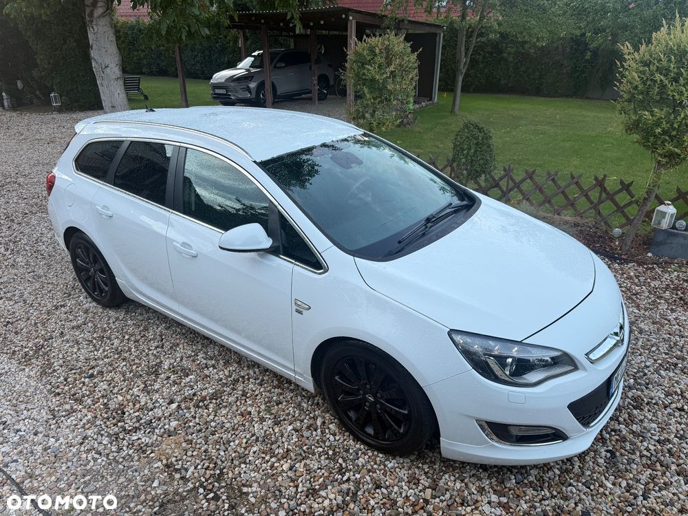 Opel Astra 2.0 CDTI Cosmo - 2