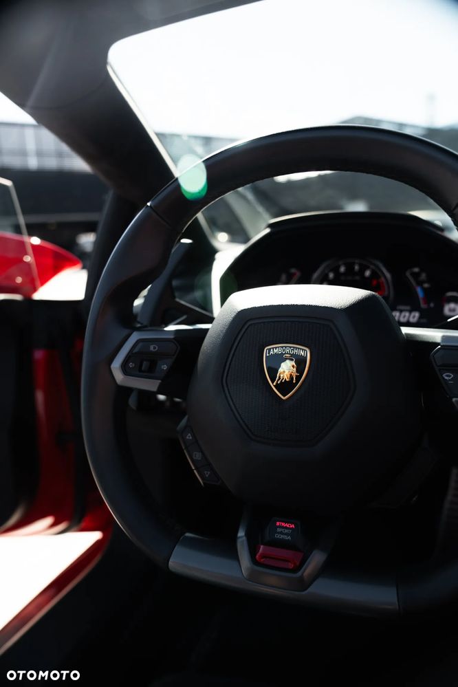 Lamborghini Huracan - 16