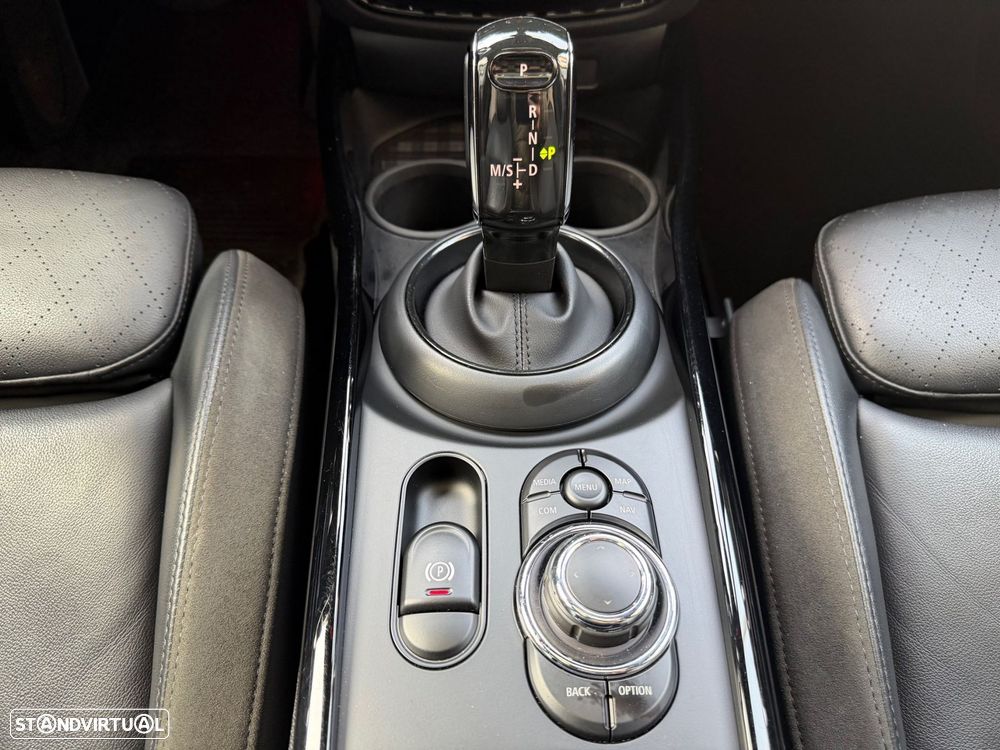 MINI Clubman Cooper Premium Plus Classic Auto - 15