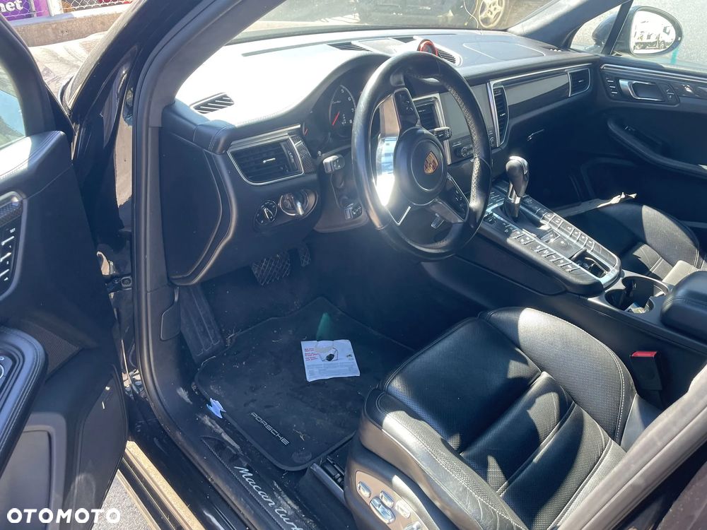 Porsche Macan Standard - 7