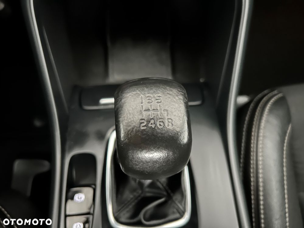 Volvo XC 40 D3 AWD RDesign - 32