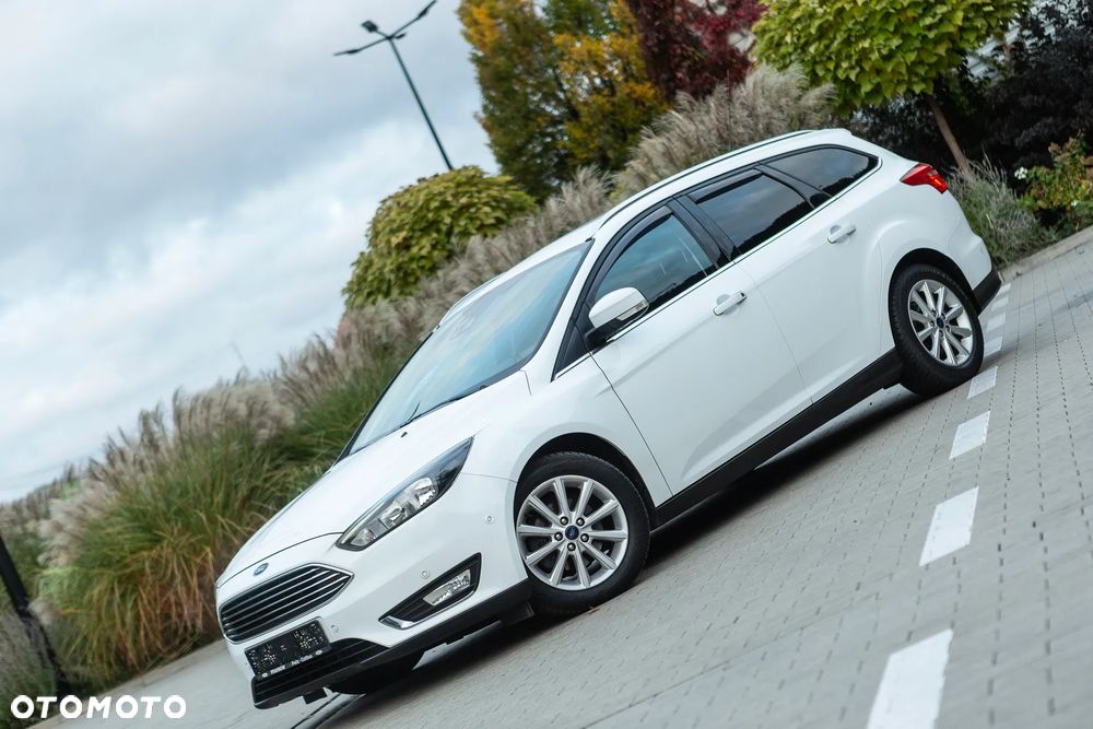 Ford Focus - 11