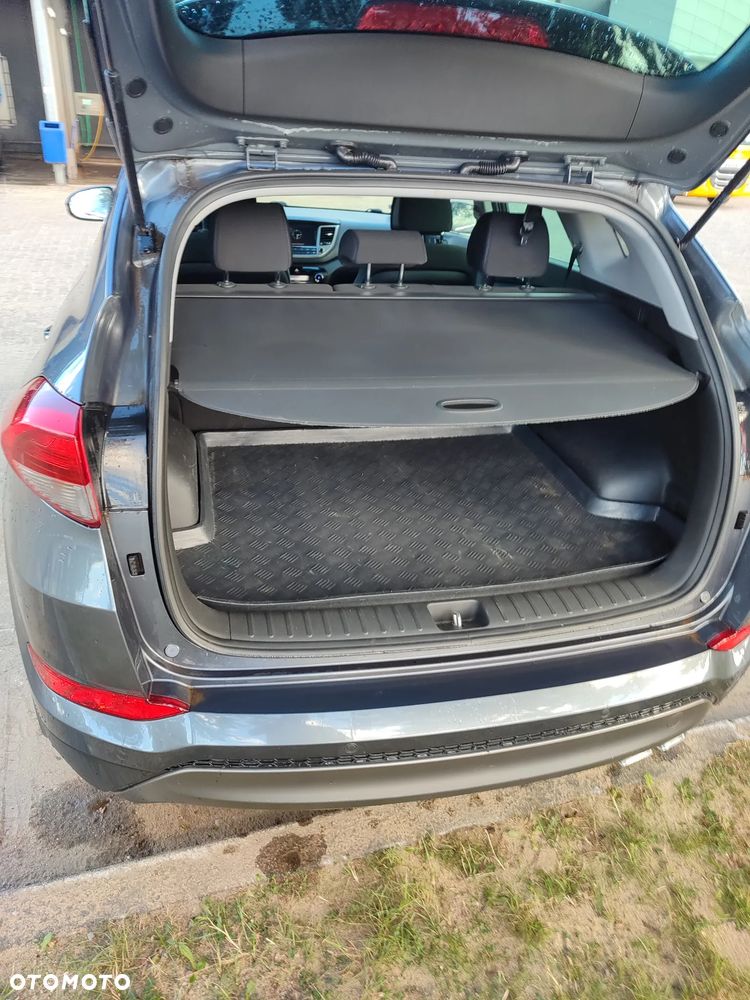 Hyundai Tucson 2.0 CRDI BlueDrive Comfort 2WD - 10