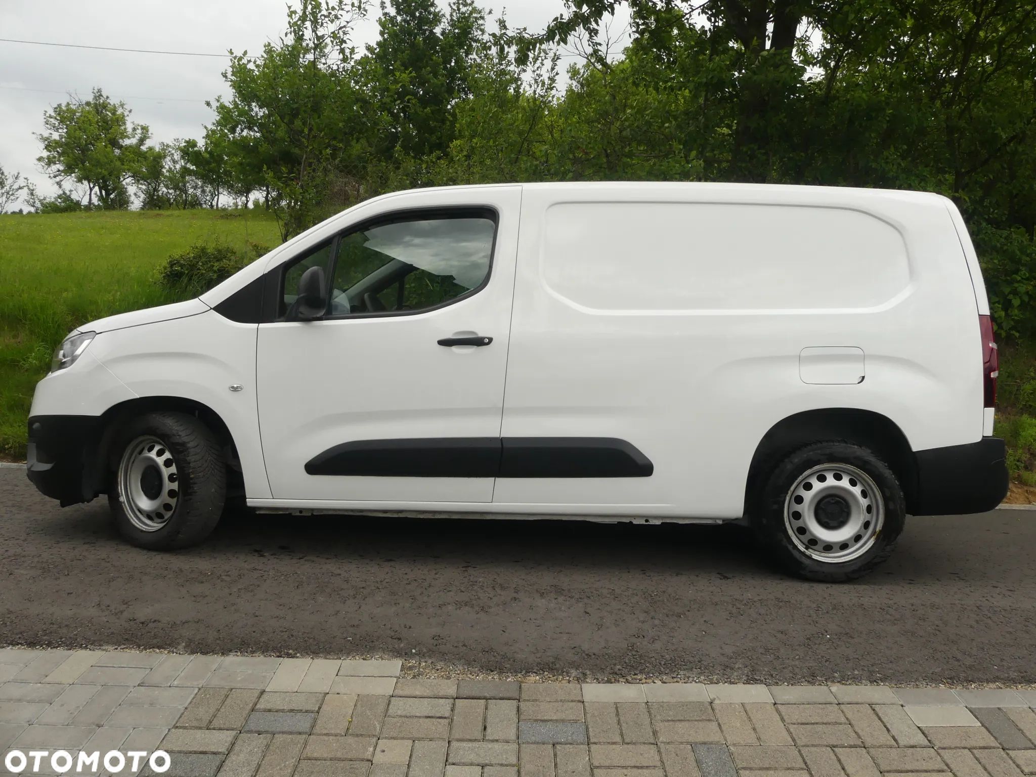 Toyota Proace City 1.5 D-4D Long 2,3t Active (bryg.) - 1