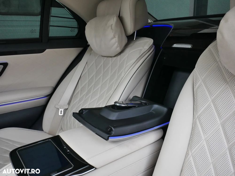 Mercedes-Benz S - 30