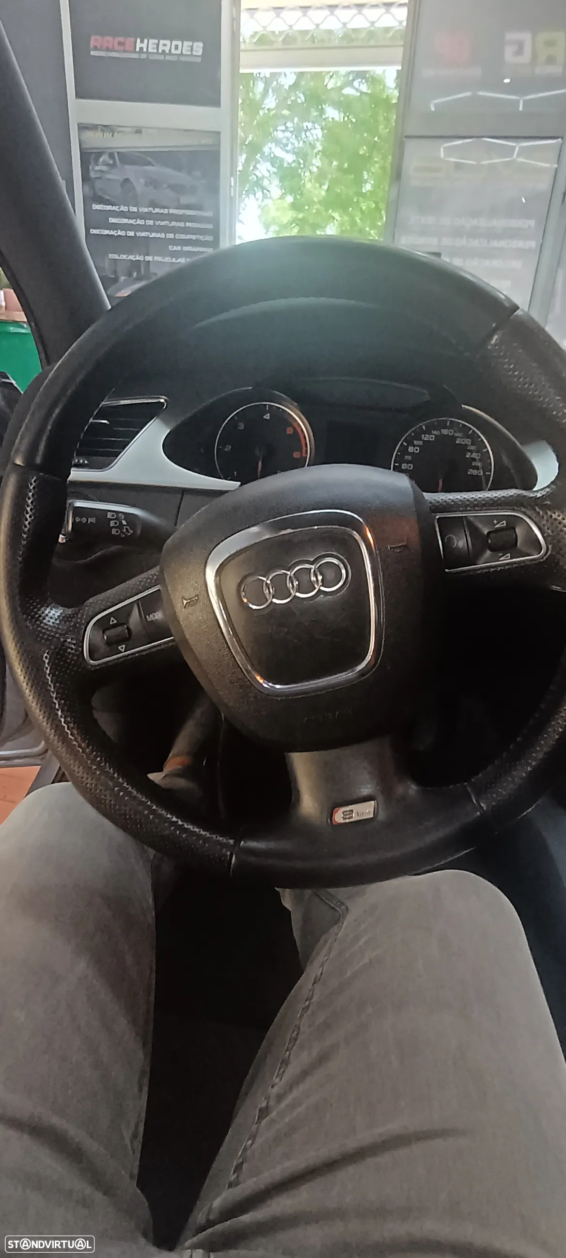Audi A4 2.0 TDI multitronic S-line - 14