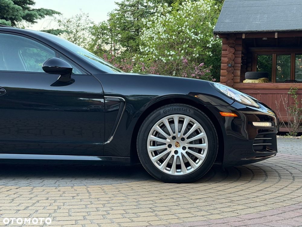 Porsche Panamera - 3