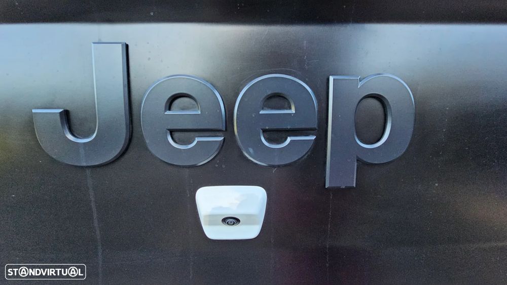 Jeep Gladiator 3.0V6 MultiJet AWD Auto Sport - 39