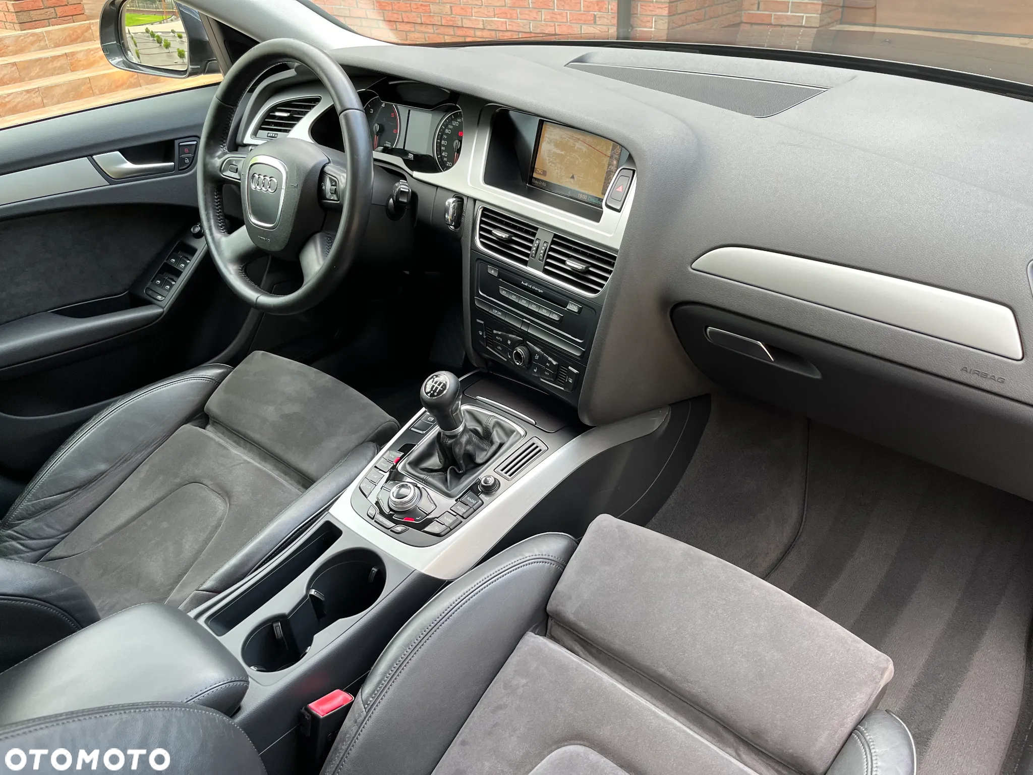 Audi A4 Avant 2.0 TDI e DPF Ambiente - 12