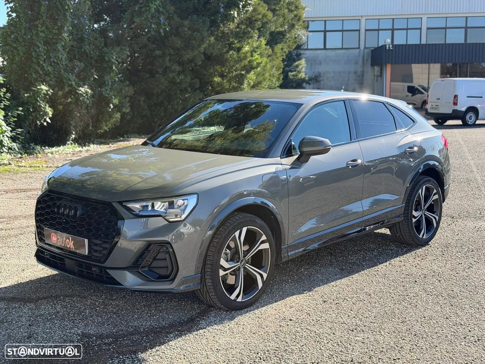 Audi Q3 Sportback 45 TFSIe S line S tronic - 2