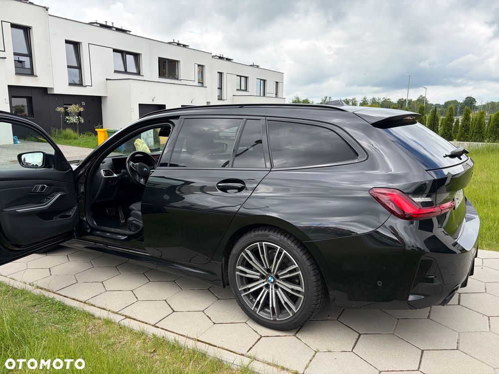 BMW Seria 3 320d xDrive M Sport sport - 22