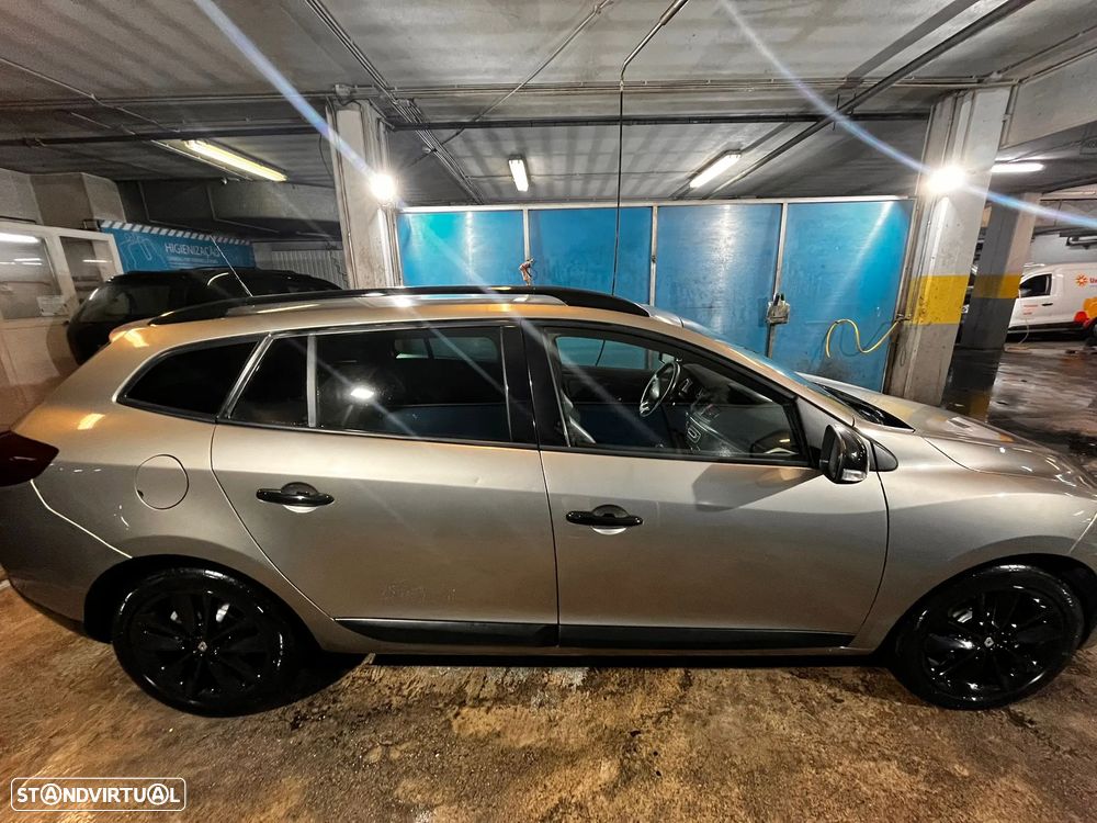 Renault Mégane Sport Tourer 1.5 dCi Dynamique - 4