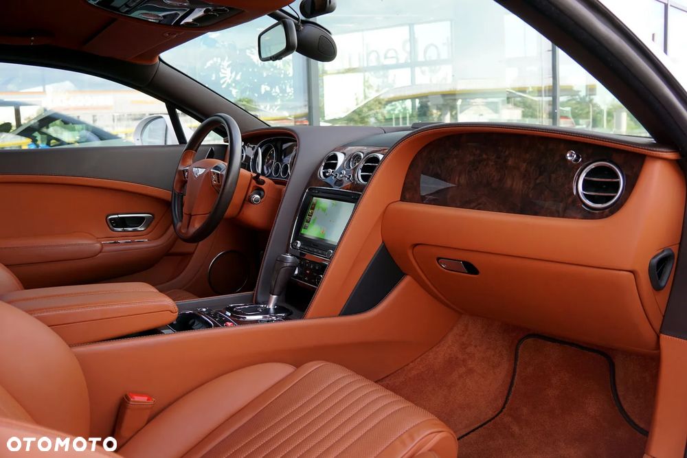 Bentley Continental GT Standard - 20
