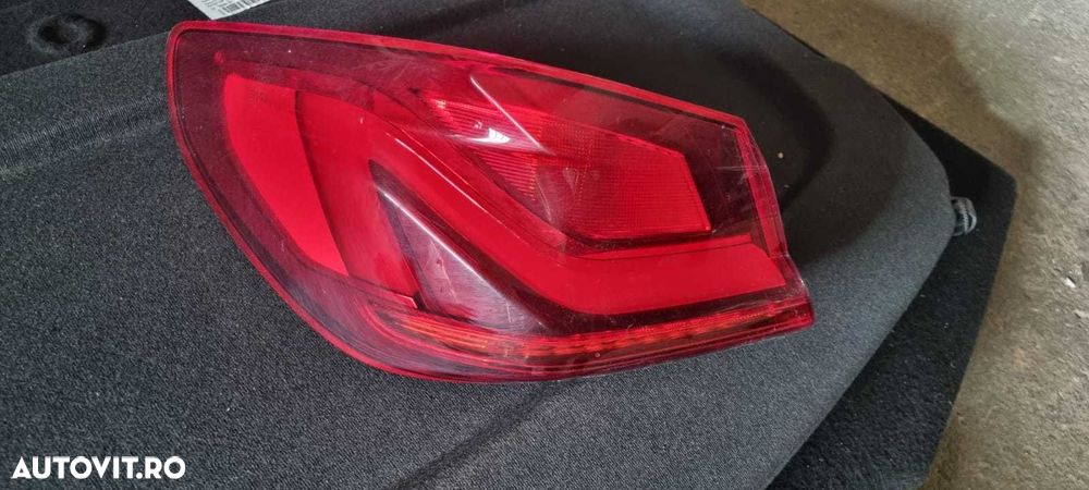 Stop lampa tripla aripa stanga dreapta BMW seria 1 F40 - 1