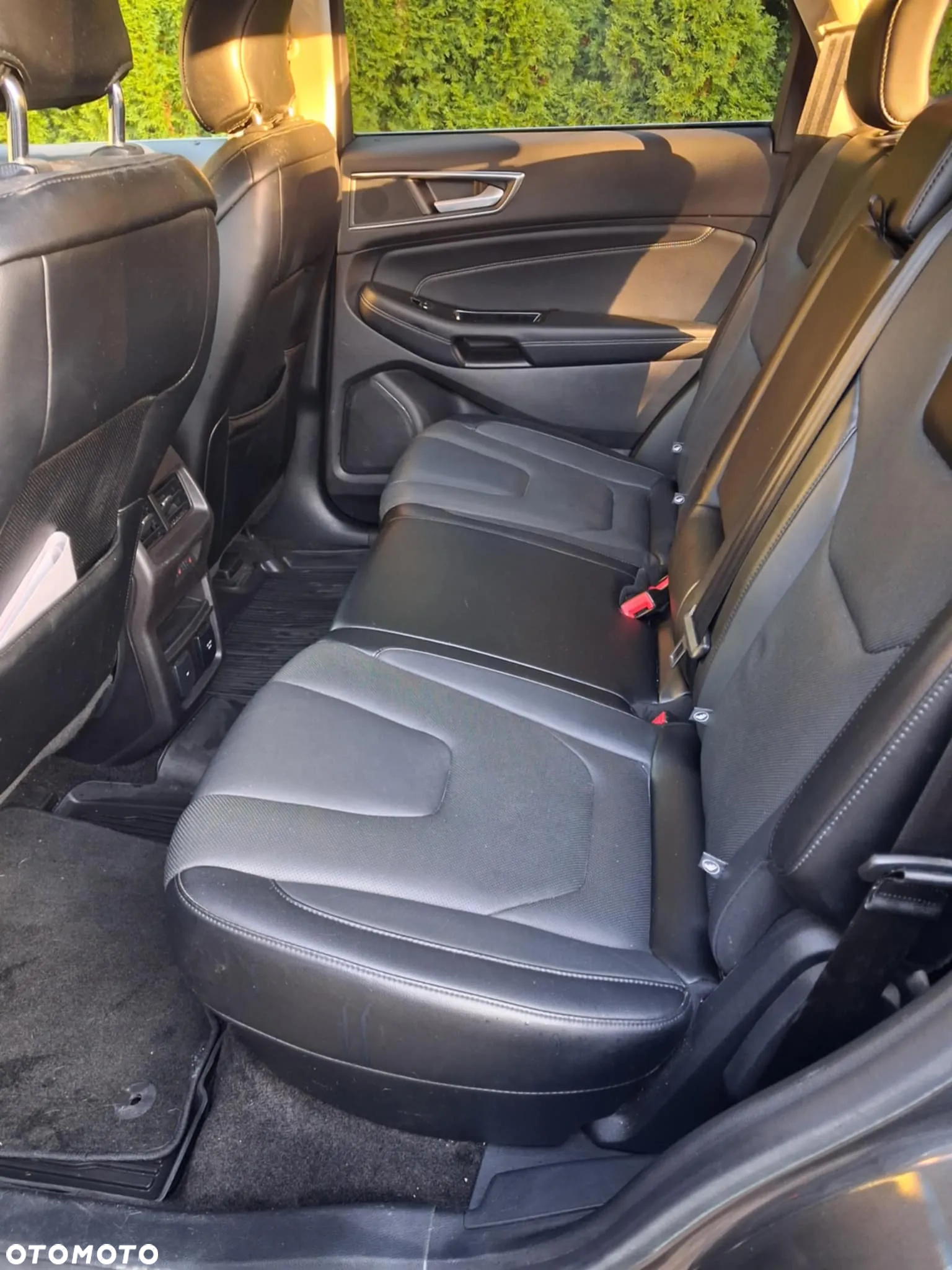 Ford Edge - 9