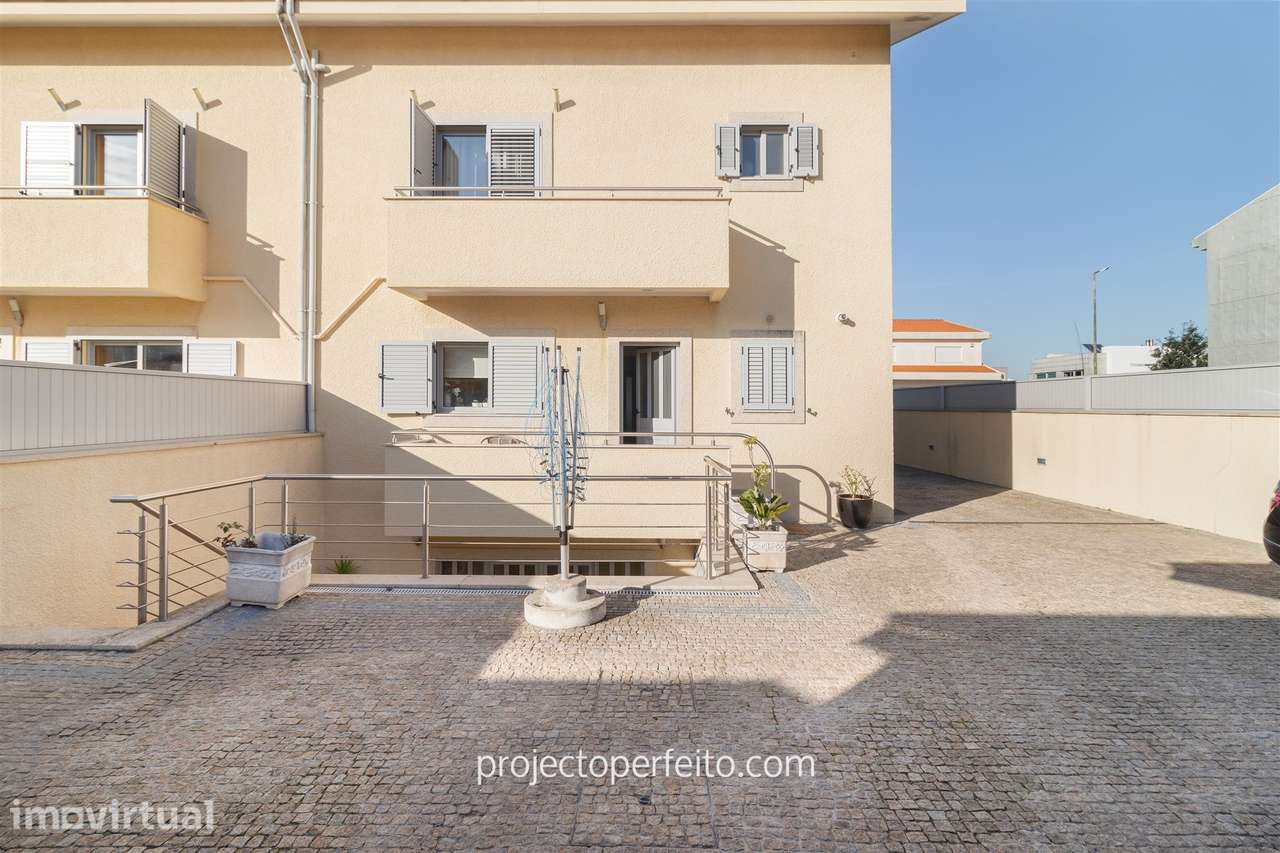Moradia Isolada T3+1 Venda em Arcozelo,Vila Nova de Gaia - Grande imagem: 3/28