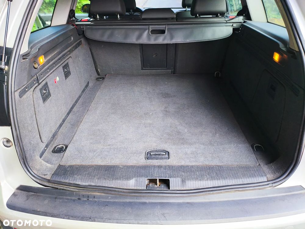 Opel Vectra 1.9 CDTI Cosmo - 14