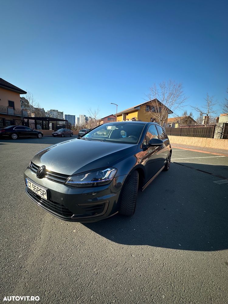 Volkswagen Golf 1.4 GTE Plug-In-Hybrid DSG - 2