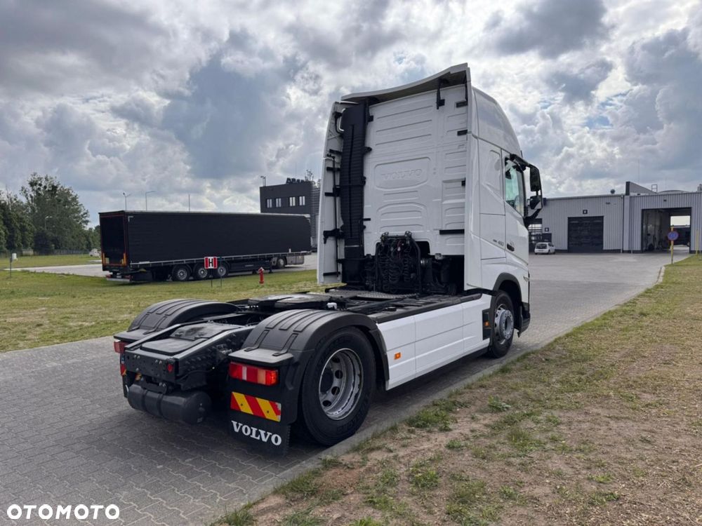 Volvo FH 4X2 460 Globetrotter - 4