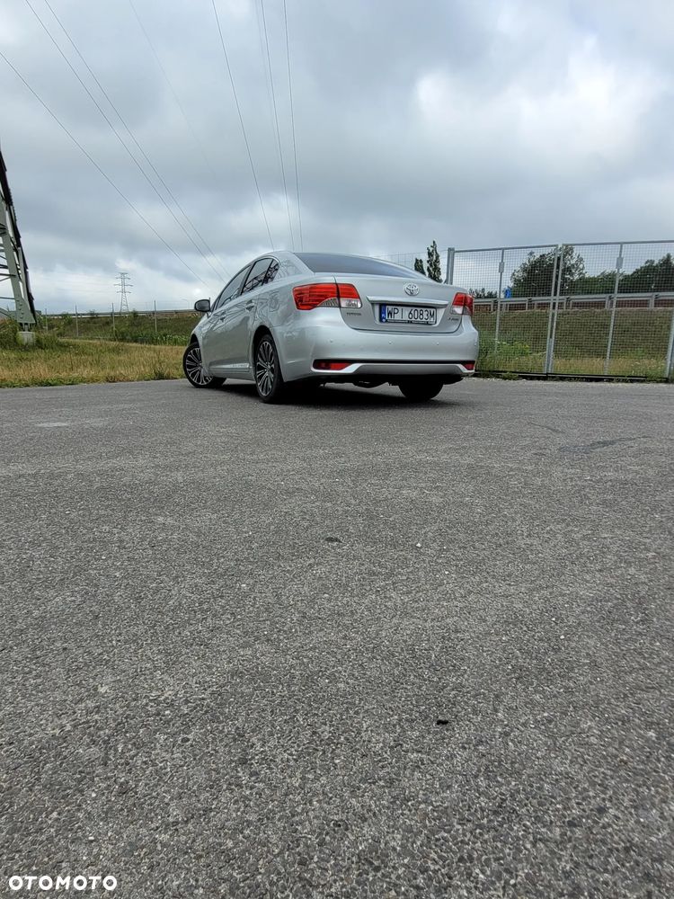 Toyota Avensis 1.8 Sol MS - 11