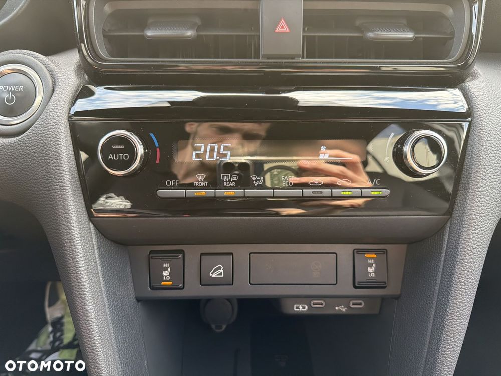 Toyota Yaris Cross Hybrid 1.5 Style AWD - 20