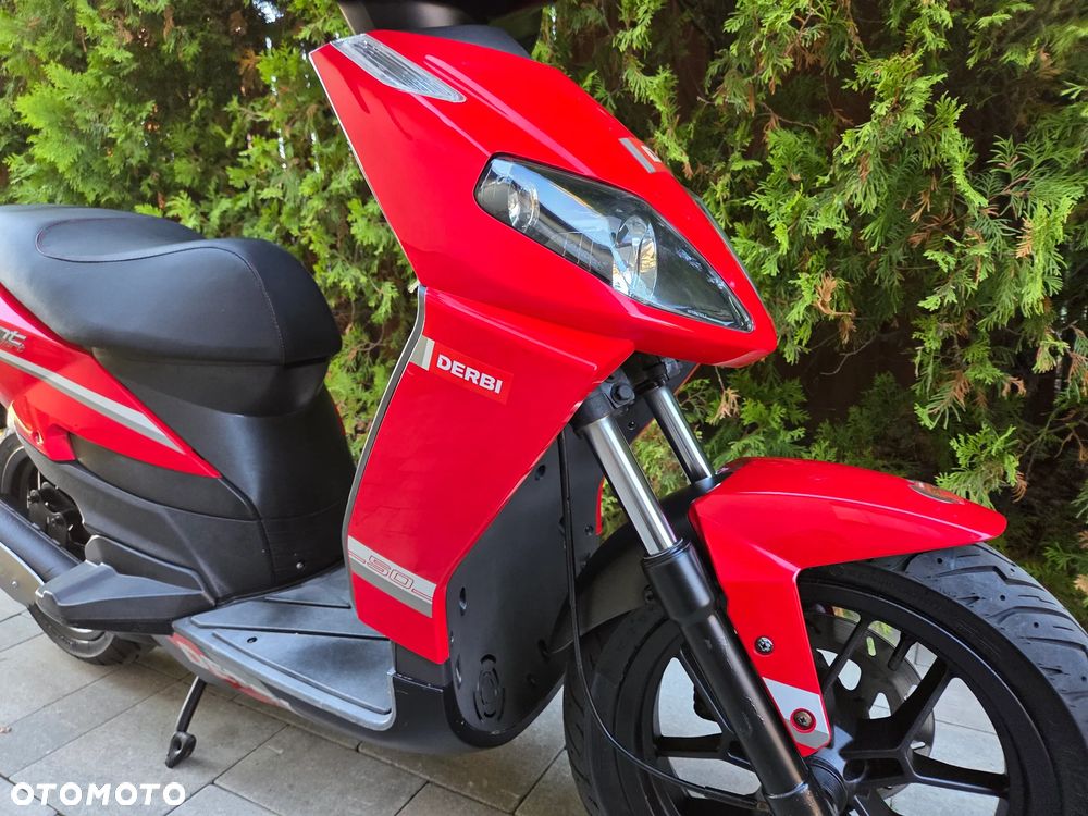 Derbi Variant - 12
