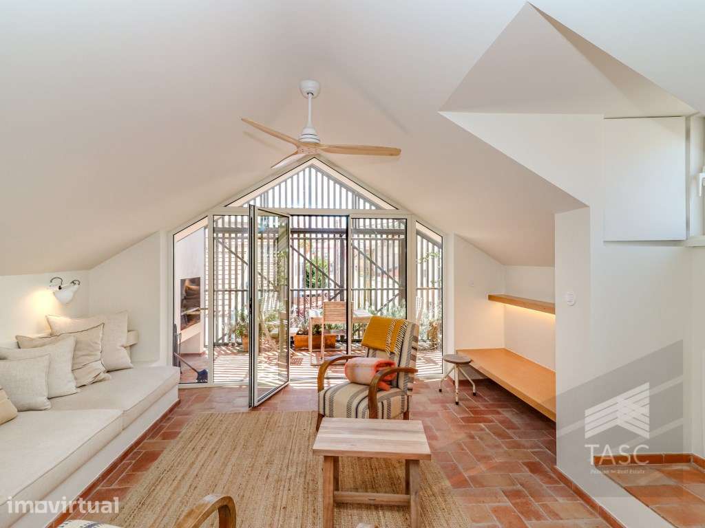 Apartamento T2 Duplex na Trafaria - Grande imagem: 2/22