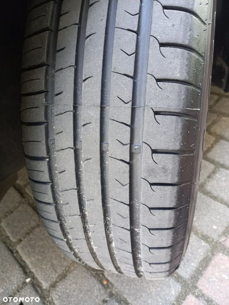 Volkswagen Jetta 1.6 TDI DPF Highline - 9