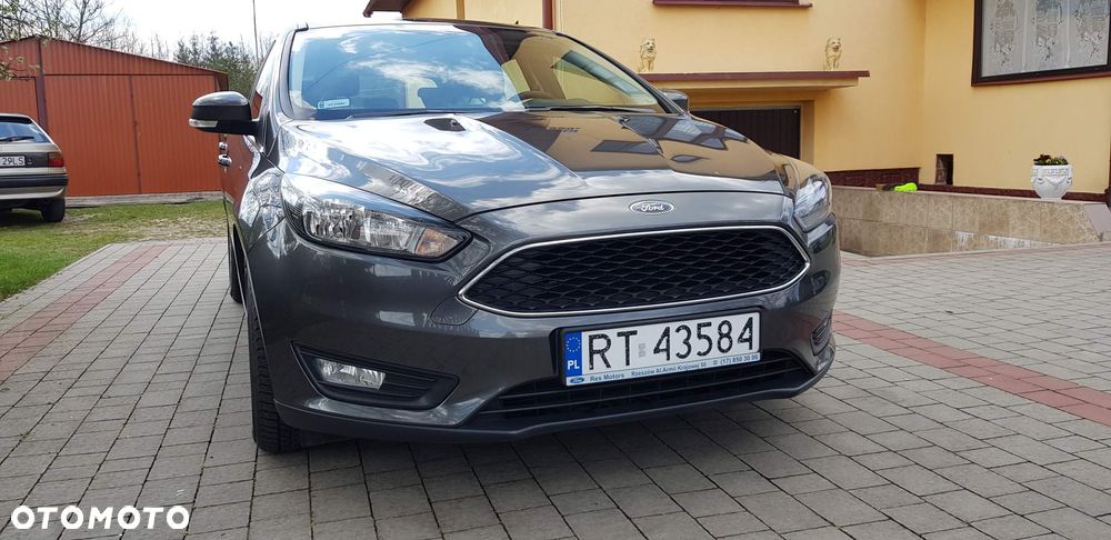 Ford Focus 1.6 SYNC Edition - 2