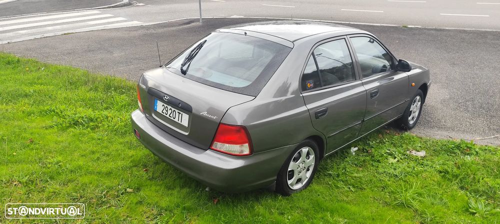 Hyundai Accent 1.3 GLS - 5