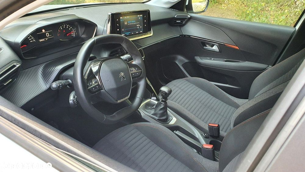 Peugeot 208 BlueHDi 100 Active - 11