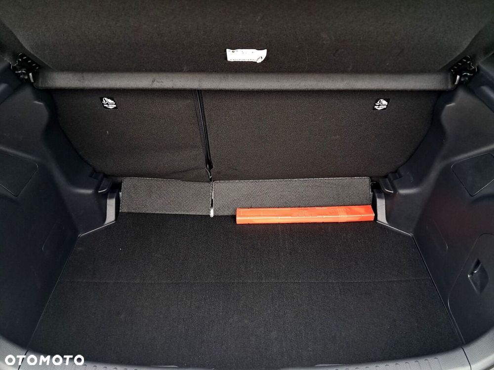 Toyota Yaris Hybrid 1.5 Style - 11