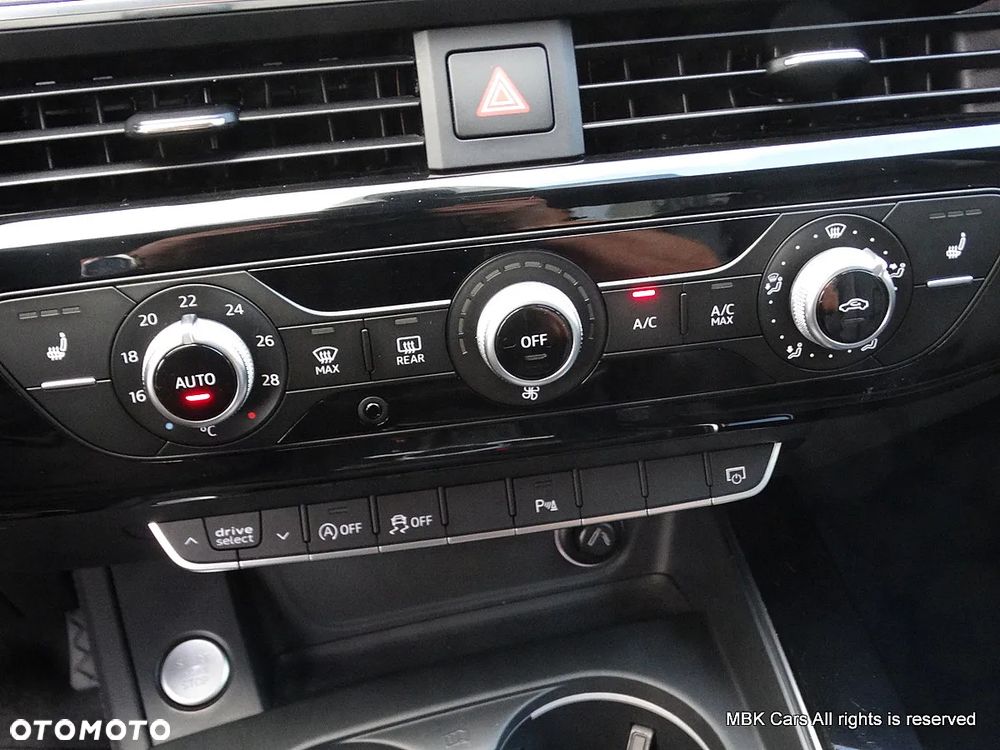 Audi A4 Limousine 2.0 TFSI ultra S tronic sport - 30