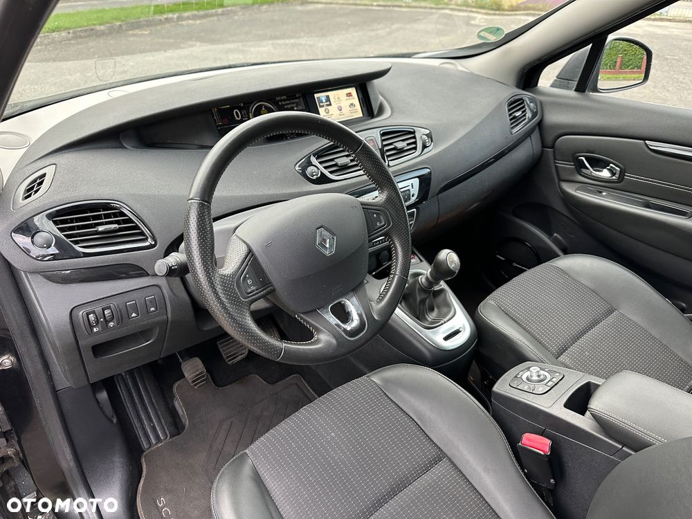 Renault Scenic Energy TCe 115 S&S Xmod Bose Edition - 17