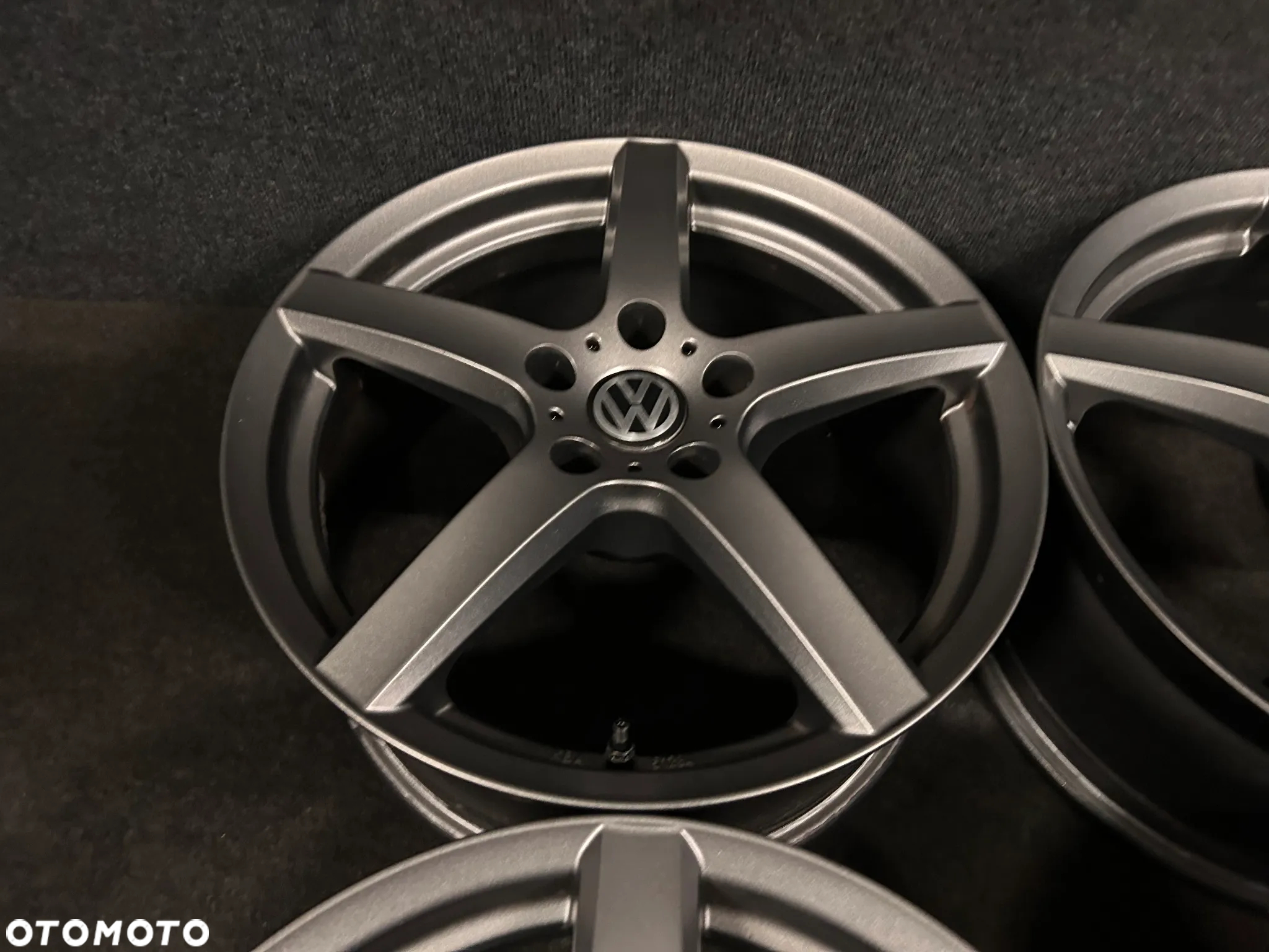 Alufelgi Dezent VW Passat B6, B7, B8, T-Roc, Touran, Tiguan, Sharan 17 cali 5x112 4szt. Ładne! - 12