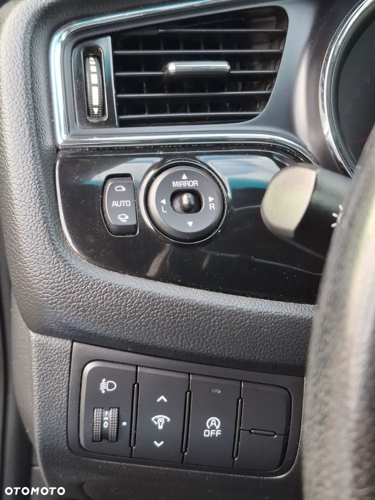 Kia Ceed 1.6 GDI Platinum Edition - 17