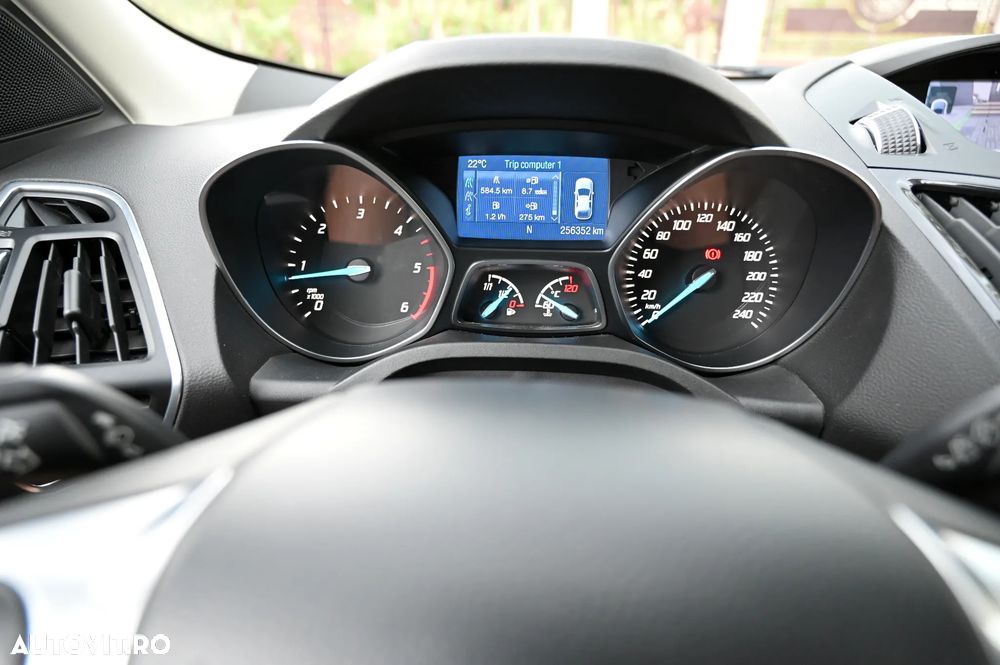 FORD Kuga 2015 — imagine 14