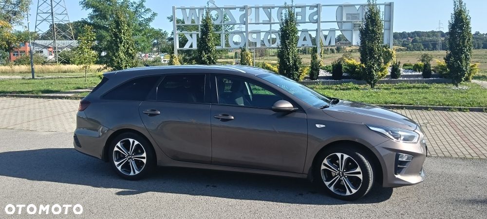 Kia Ceed - 7
