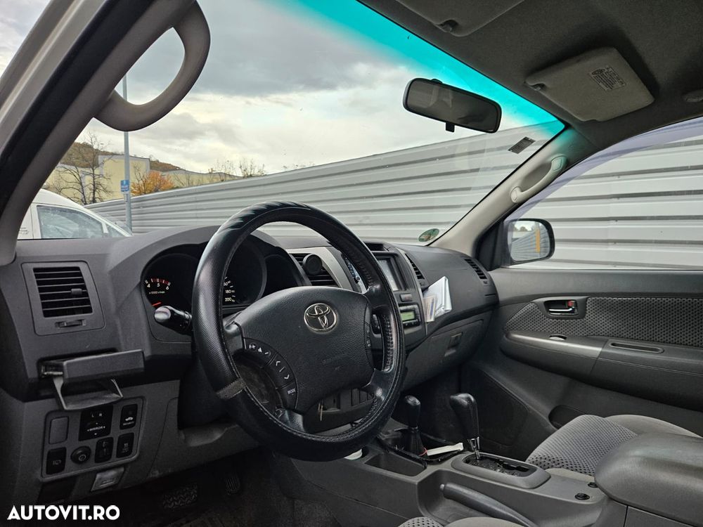Toyota Hillux - 3