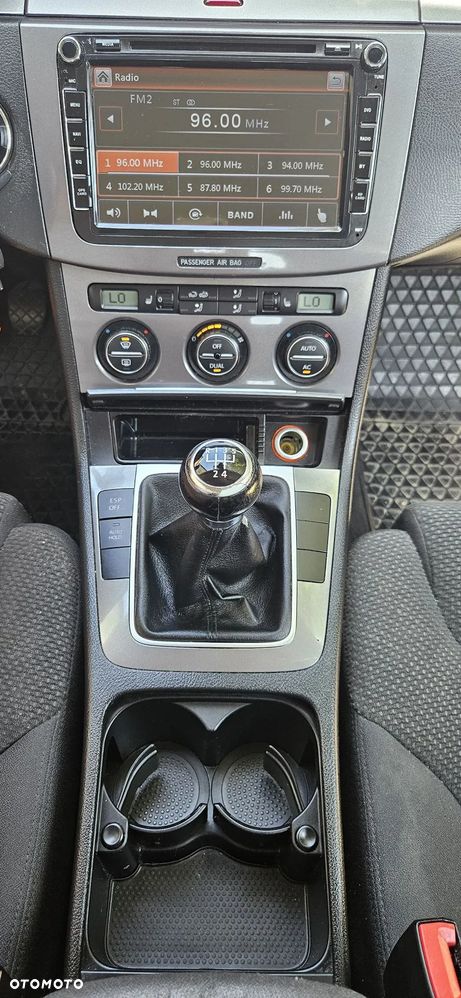 Volkswagen Passat - 5