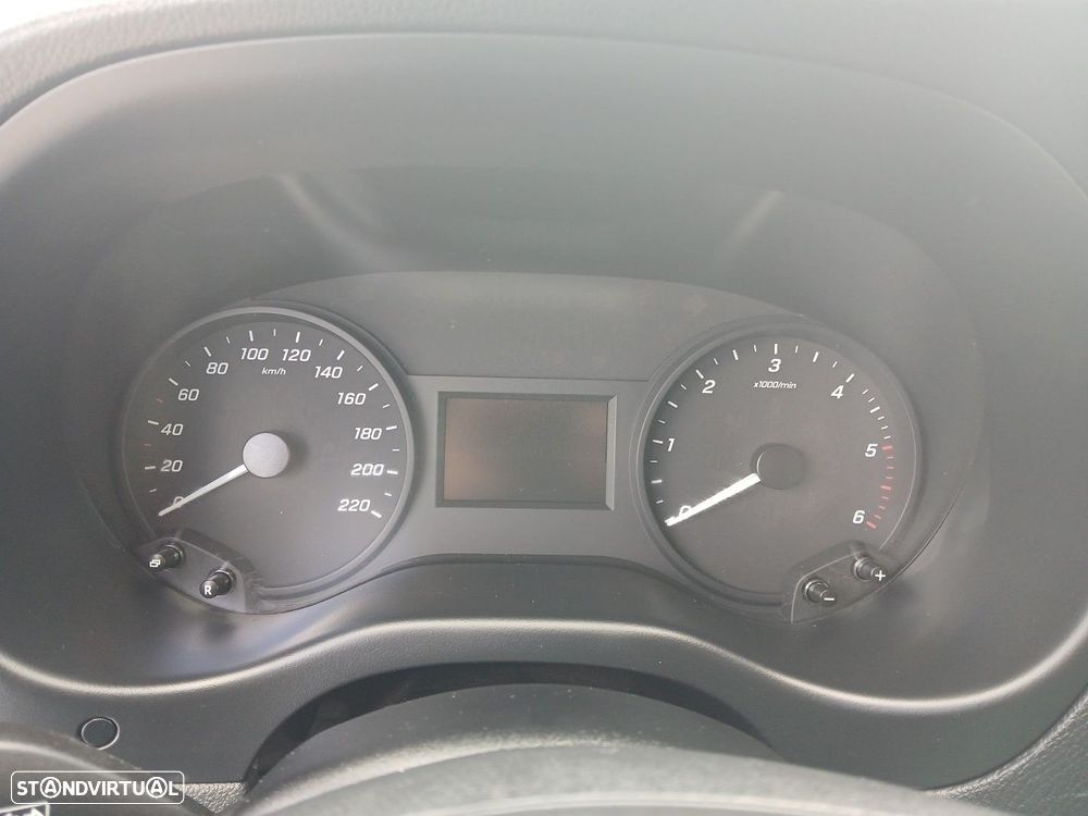 Mercedes-Benz Vito 110 CDi/32 - 19