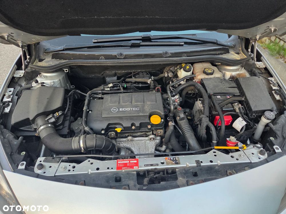 Opel Astra - 16