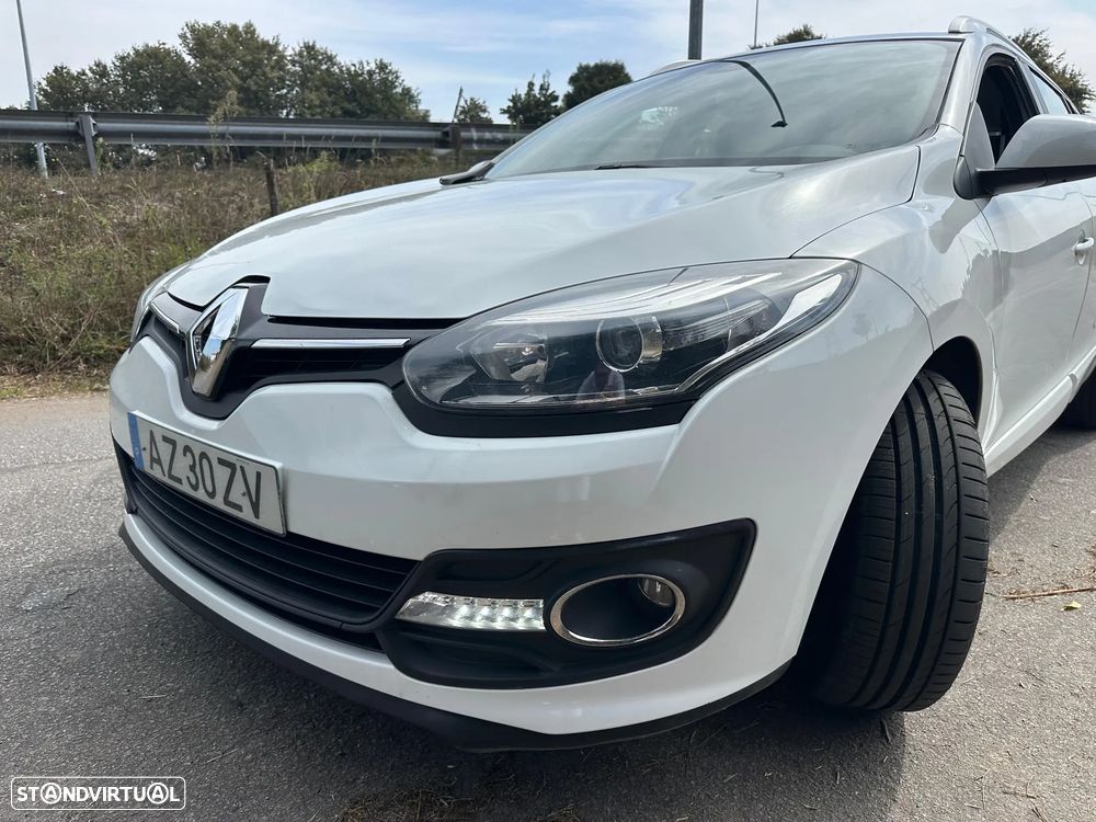 Renault Mégane Sport Tourer dCi 110 FAP EDC BOSE Edition - 15