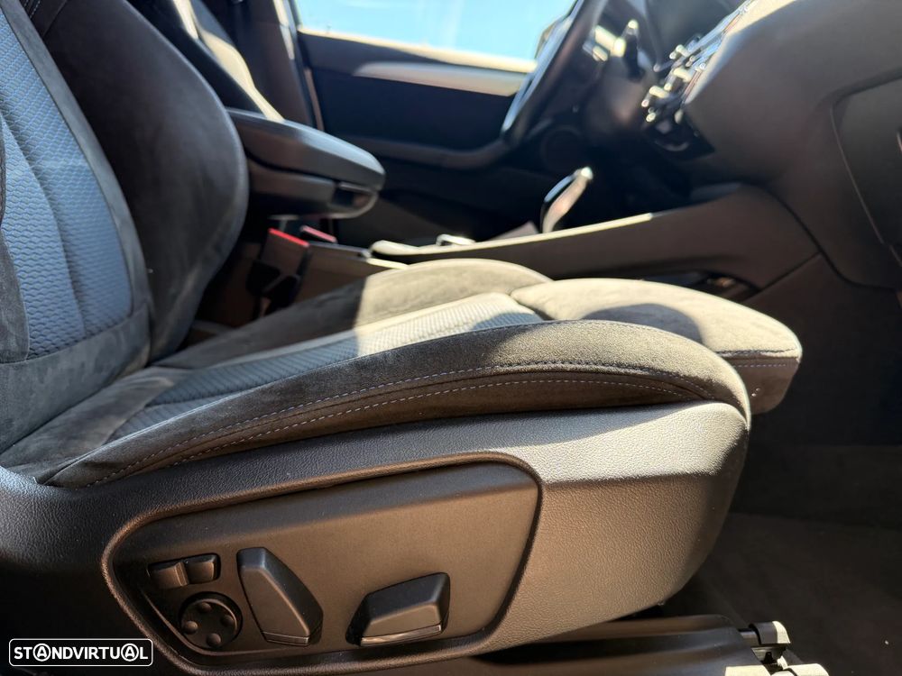 BMW X1 16 d sDrive Auto Pack M — fotografia 13