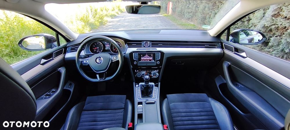 Volkswagen Passat 1.4 TSI ACT (BlueMotion Technology) Highline - 23