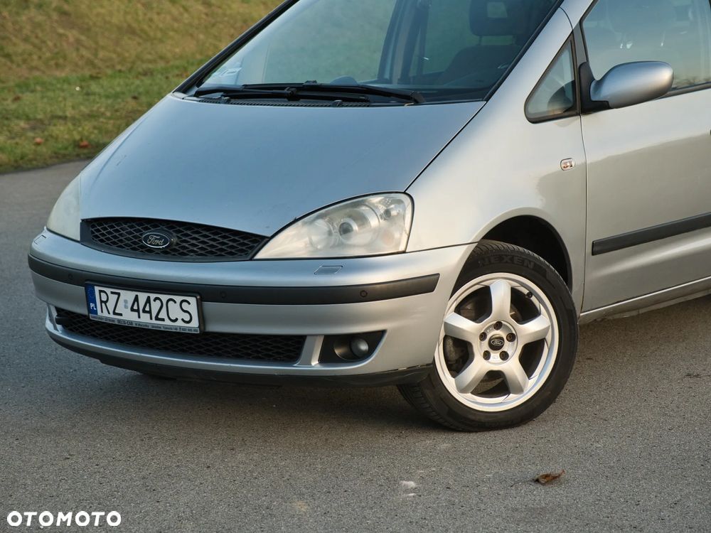 Ford Galaxy 1.9 TDI Ghia - 11
