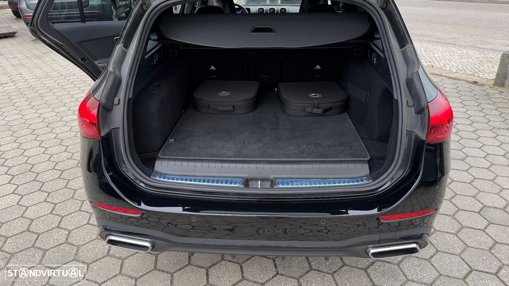 Mercedes-Benz C 300 de AMG Line - 28