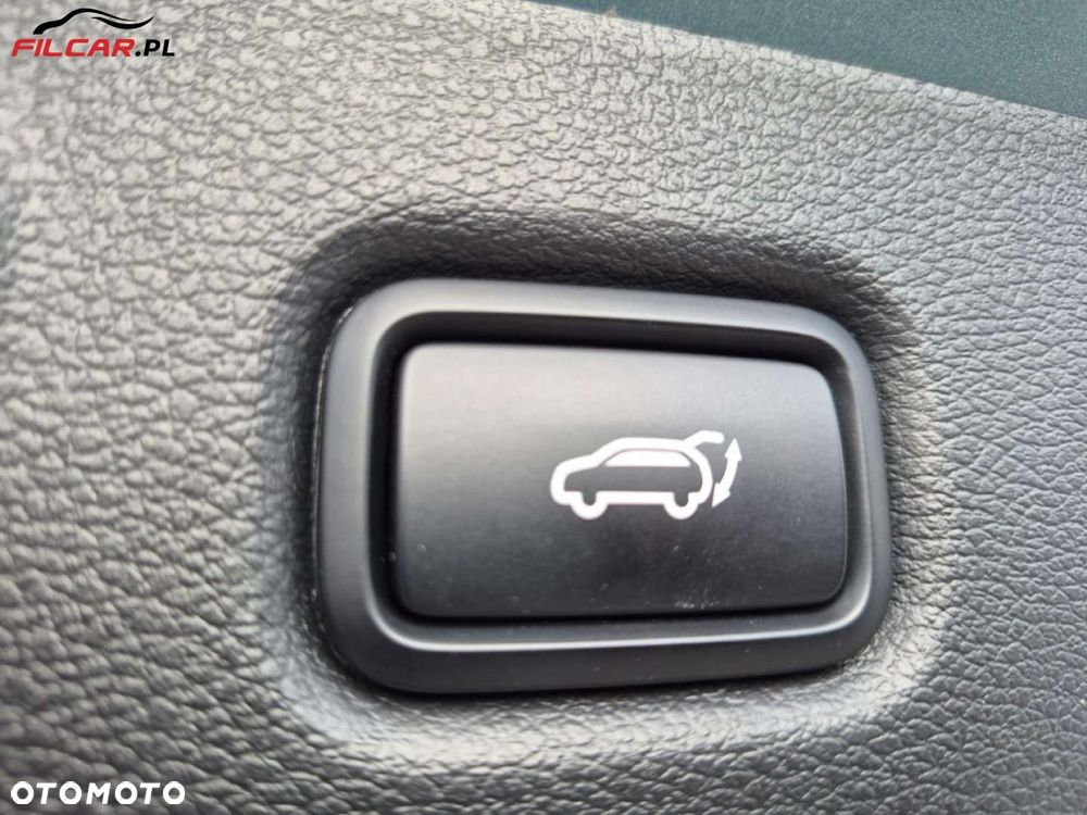 Kia Ceed - 32